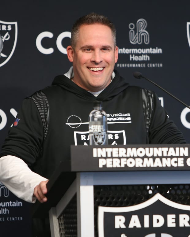 Josh McDaniels-1